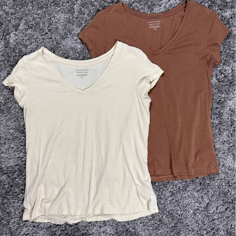 2 Pack Tahari Essentials Large VNeck T-Shirts, Size Large